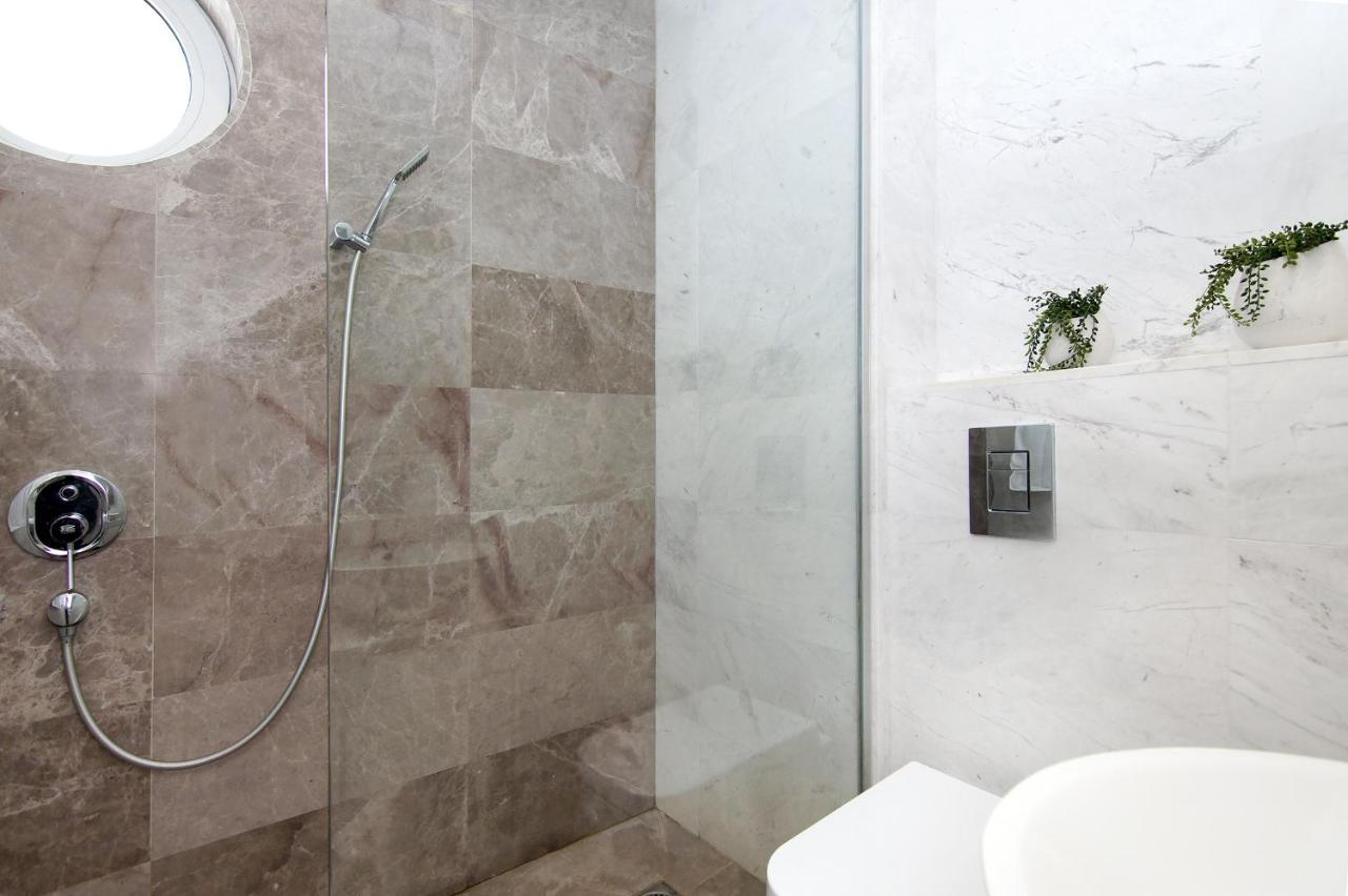 Apartment Josephine - Beachfront Protaras Bagian luar foto