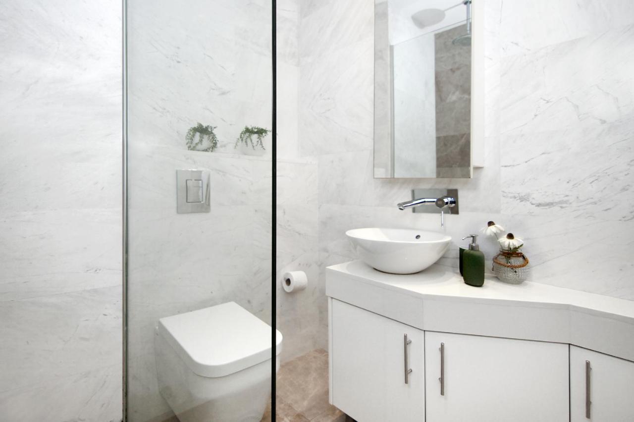 Apartment Josephine - Beachfront Protaras Bagian luar foto