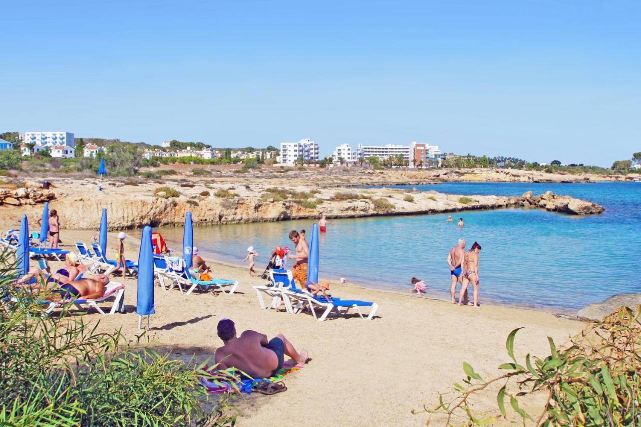 Apartment Josephine - Beachfront Protaras Bagian luar foto