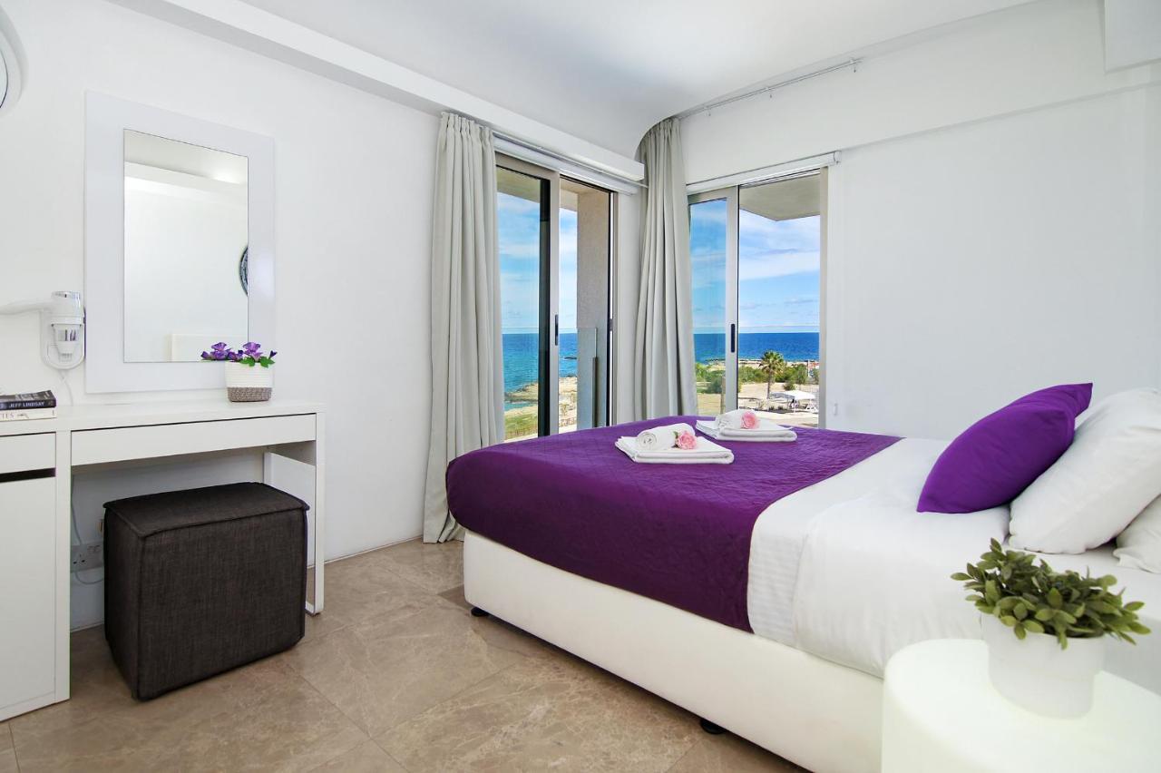 Apartment Josephine - Beachfront Protaras Bagian luar foto